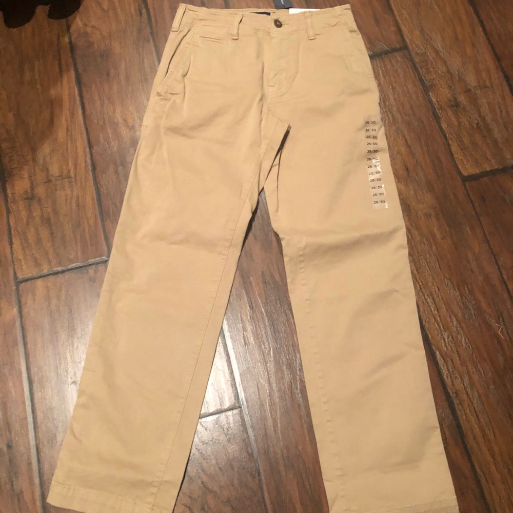 American Eagle Junior  men boys khaki